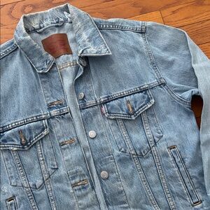 Levi’s Jean Jacket!